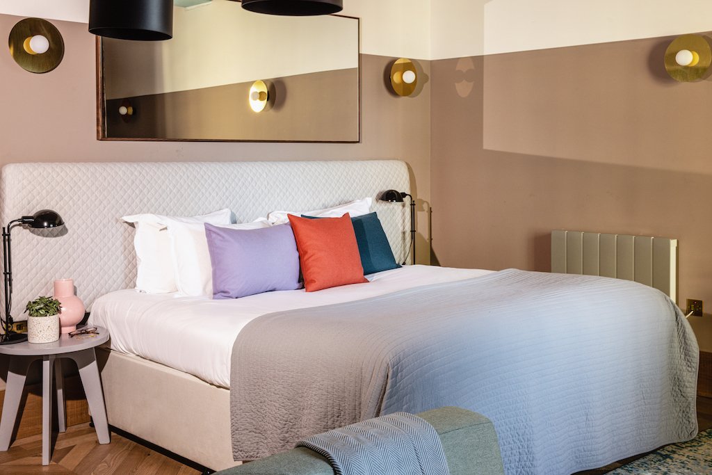  Studio Apartment  -  Manchester Canal Side  - Gallery -  4