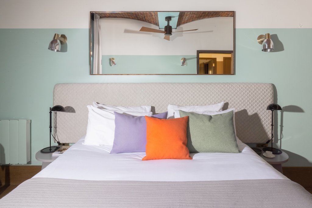  2 Bed Apartment  -  Manchester Canal Side  - Gallery -  2