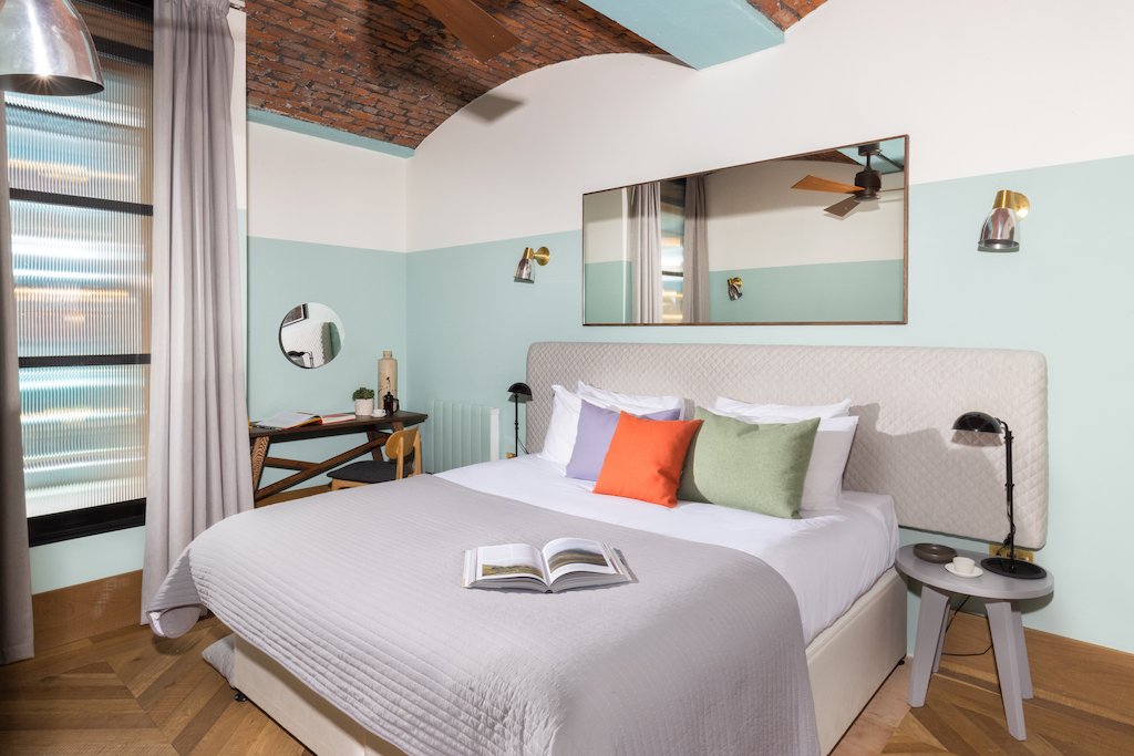  2 Bed Apartment  -  Manchester Canal Side  - Gallery -  7