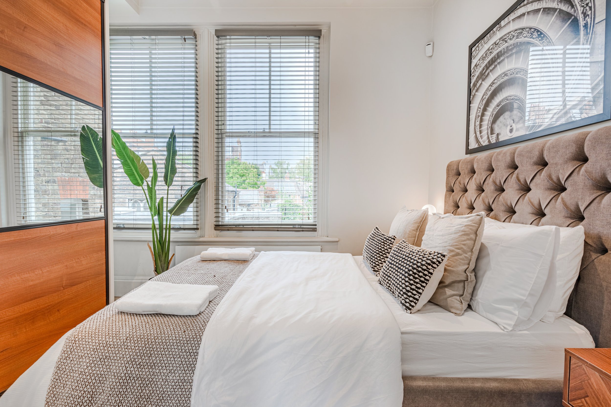 One Bed Apartment - 1