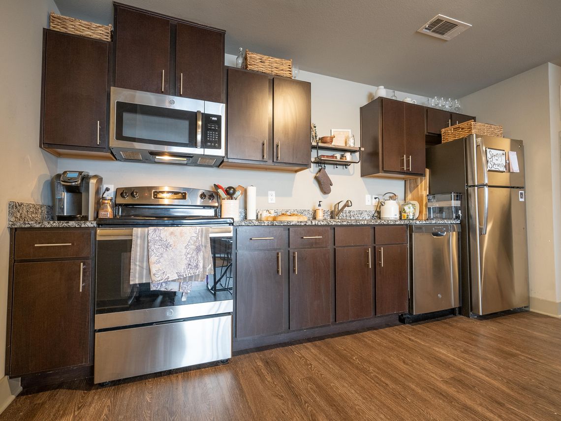  2 Bed, 2 Bath  -  Yugo Corvallis Domain  - Gallery -  4