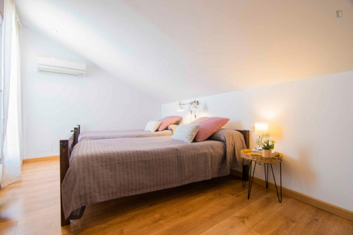 Nice 1-bedroom apartment near Iglesia de San Antón