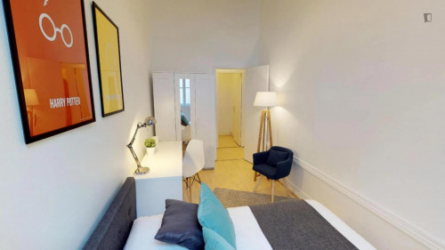 Cool double bedroom super close to Guillotière Gabriel Péri metro