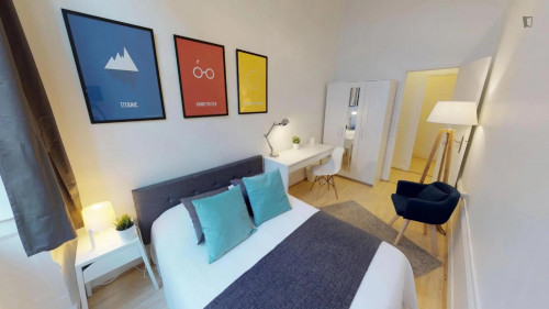 Cool double bedroom super close to Guillotière Gabriel Péri metro