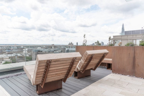 Royal Mint Street - On-site Facilities