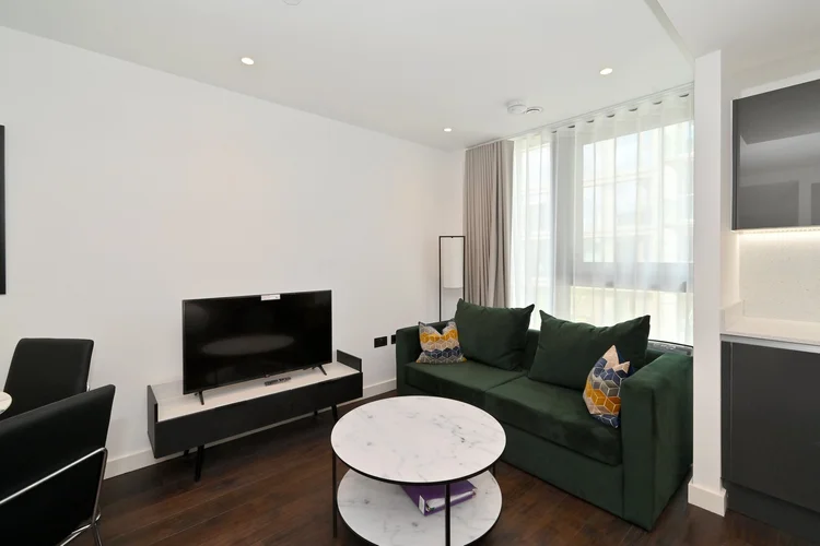 Studio Apartment - Royal Mint Street - Gallery - 7