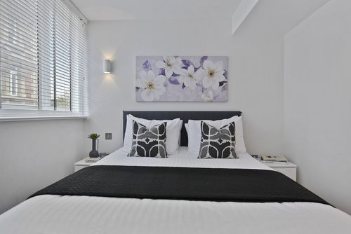 Shaftesbury Residences - Gallery - 11
