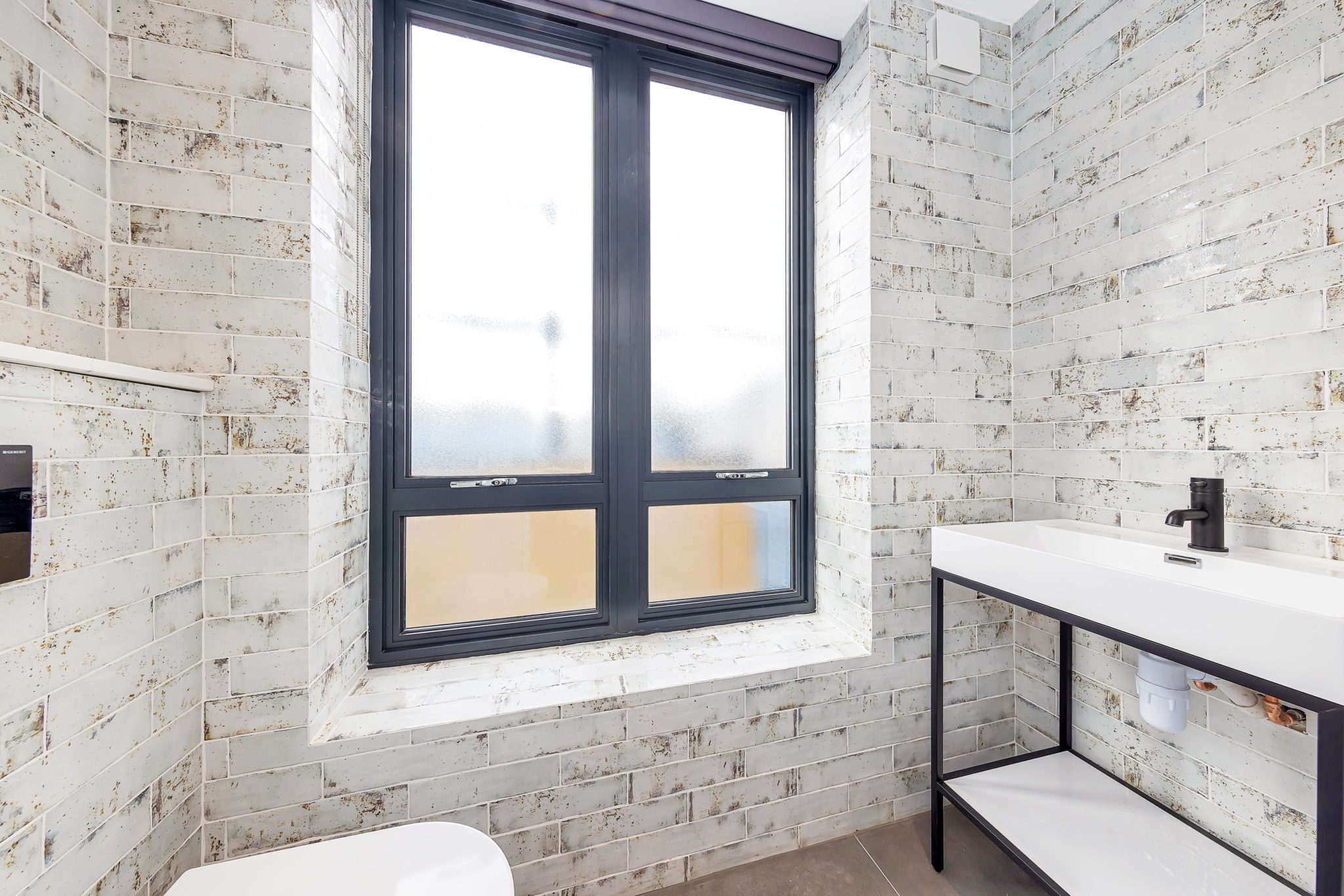 Two Bedroom Apartment - AES Brick Lane - Gallery - 3
