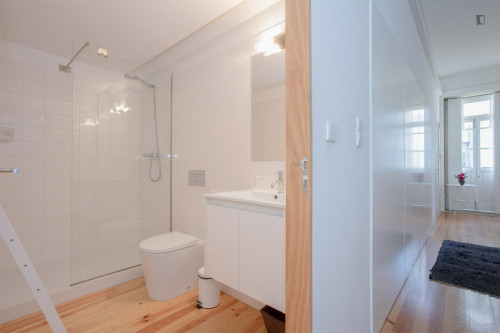 Pleasant 2-bedroom apartment next to Mercado do Bolhão  - Gallery -  5
