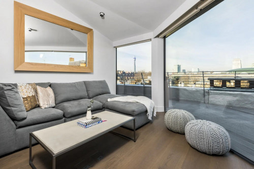 Museum St - Gallery - 8