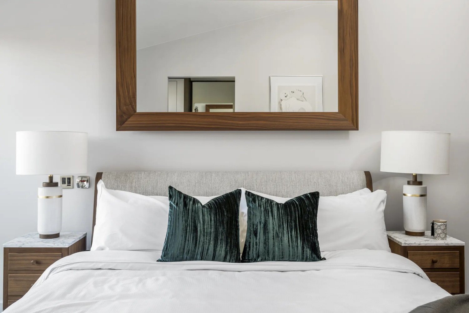 3 Bed Penthouse - Museum St - Gallery - 9