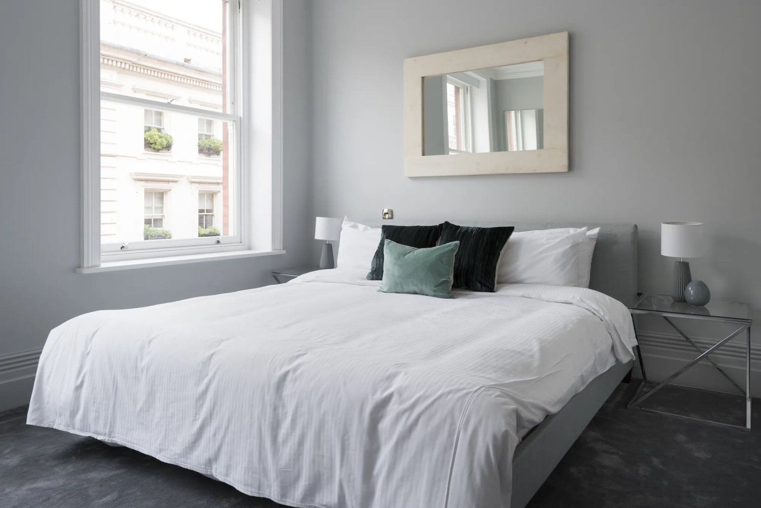 3 Bedroom, 2 Bathroom - Museum St - Gallery - 7