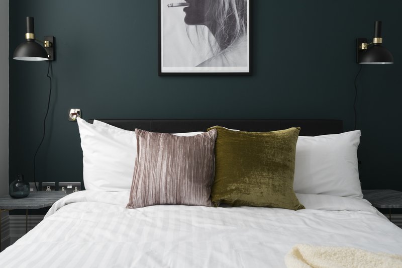 2 Bedroom, 2.5 Bathroom - Museum St - Gallery - 4