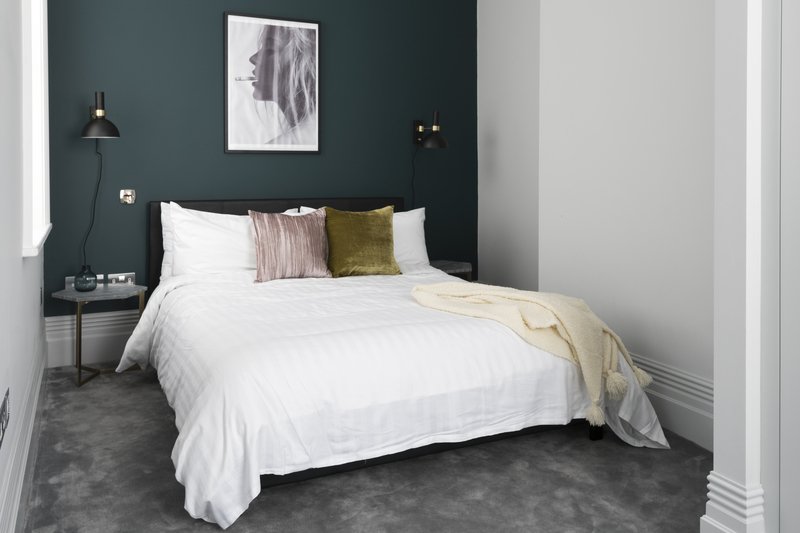 2 Bedroom, 2.5 Bathroom - Museum St - Gallery - 1