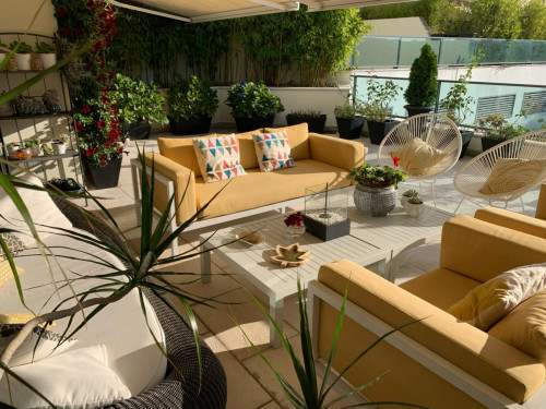 Sunny double bedroom in a charming flat