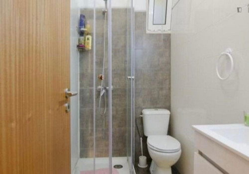Charming single bedroom next to Sete Rios train station  - Gallery -  5