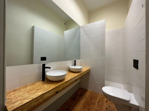 Amazing single bedroom not too far from Nova Medical School - Gallery - 6