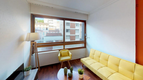 Pleasant double bedroom  next to the Centre Commercial Espace Saint Georges - Gallery - 6