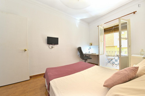 Room with Private Balcony and double mattress - Gallery - 23