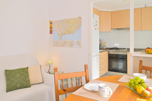 Room with Private Balcony and double mattress - Gallery - 12