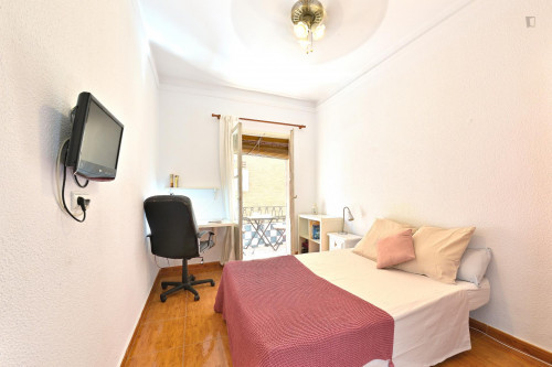 Room with Private Balcony and double mattress - Gallery - 17