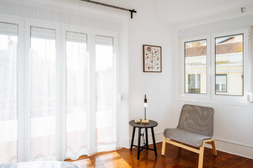 Lovely double bedroom in Penha de França - Gallery - 10