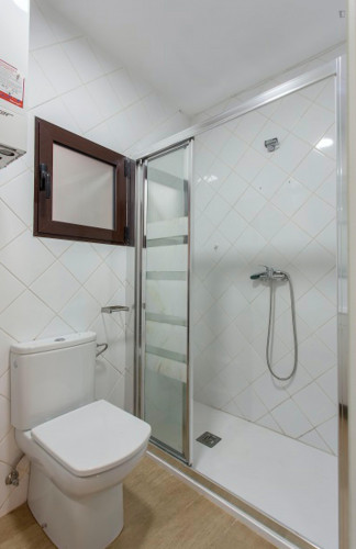 Charming double bedroom near Plaça de la Mare de Déu - Gallery - 9