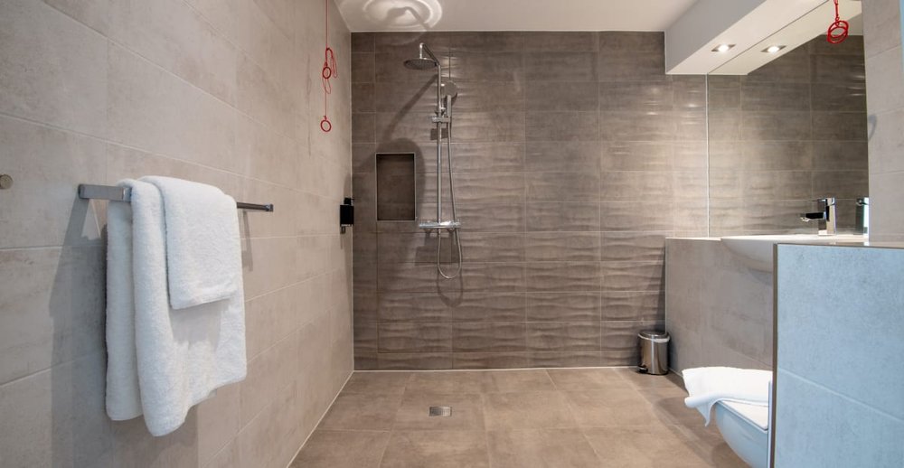 Executive Studio - Stratford Park - Gallery - 2