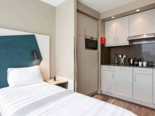 Stratford Suites - Gallery - 8