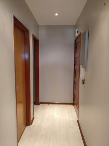 Nice double bedroom in Penedo da Saudade