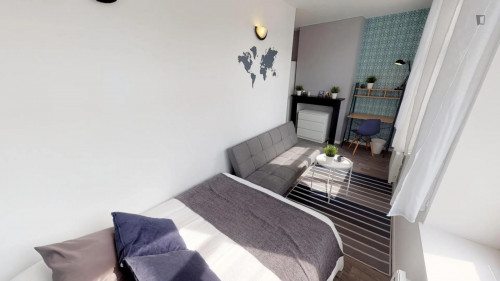 Cool double bedroom close to Wazemmes metro station