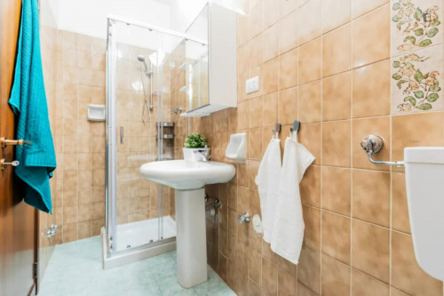 Bright and spacious bedroom in Arcella district