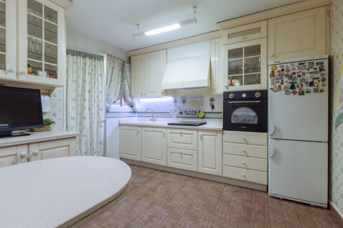 Comfortable single bedroom near Universidad de Granada: Facultad de Ciencias. Full board: breakfast, meal and dinner. - Gallery - 7