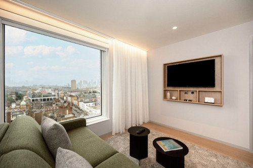Aldgate East - Gallery - 17