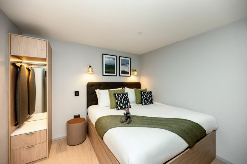 Aldgate East - Rooms