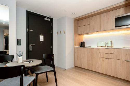 Aldgate East - Gallery - 12