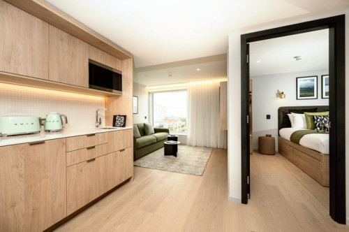 Aldgate East - Gallery - 14