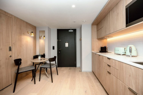 Aldgate East - Gallery - 13