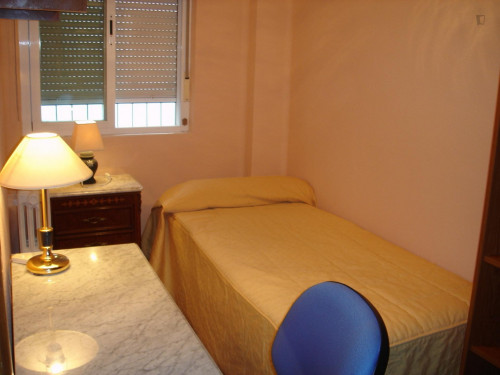 Trendy Single bedroom in Salamanca