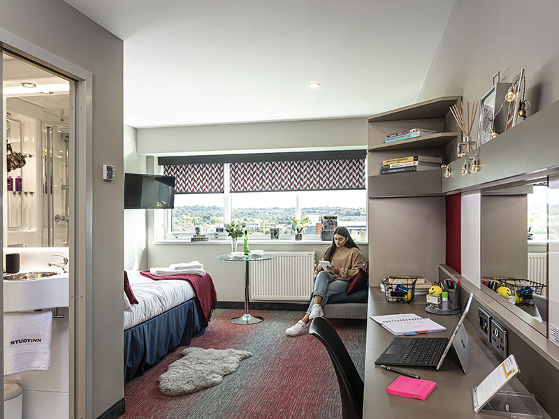  Gold Plus Studio  -  Talbot Street  - Gallery -  1