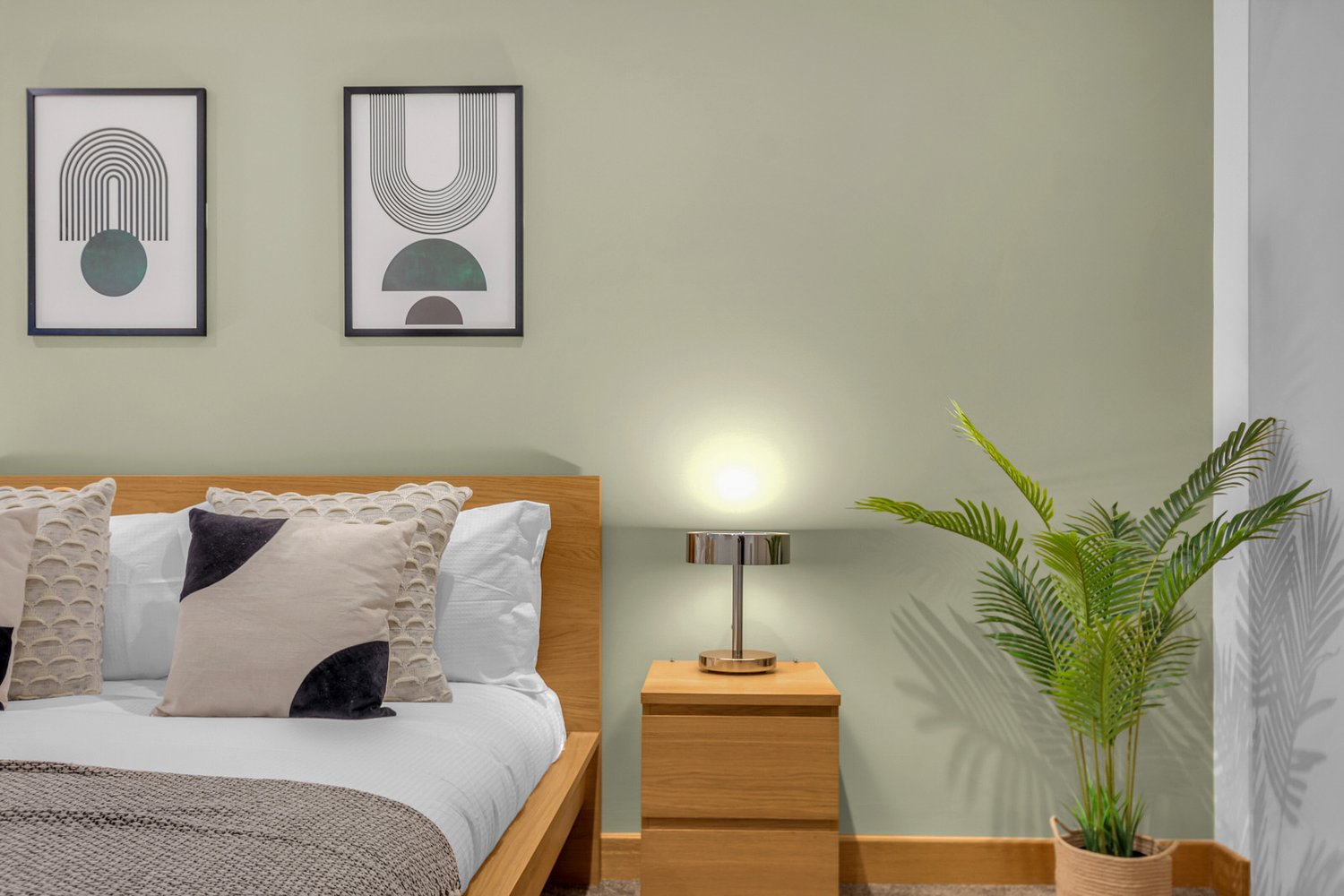  2 Bed, 2 Bath  -  Pond Street  - Gallery -  13
