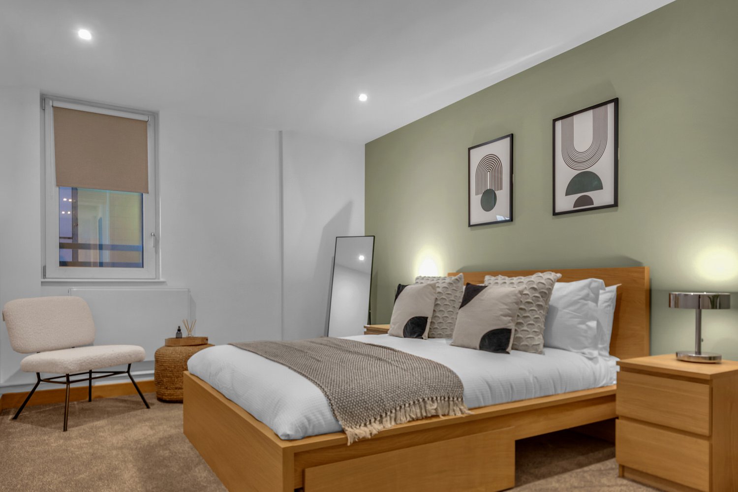  2 Bed, 2 Bath  -  Pond Street  - Gallery -  7