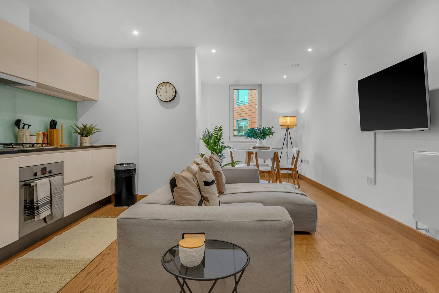  2 Bed, 2 Bath  -  Pond Street  - Gallery -  12