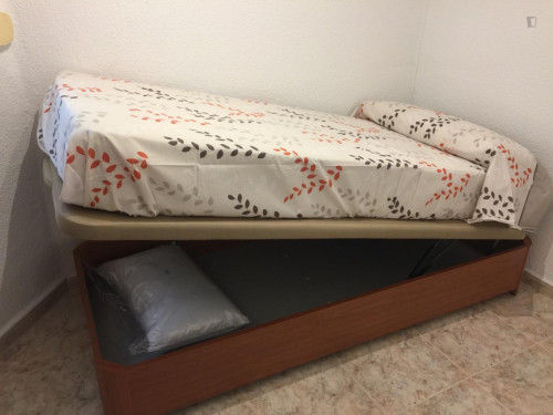 3-bedroom apartment with weekly cleaning close to beach Valencia Cabanyal
