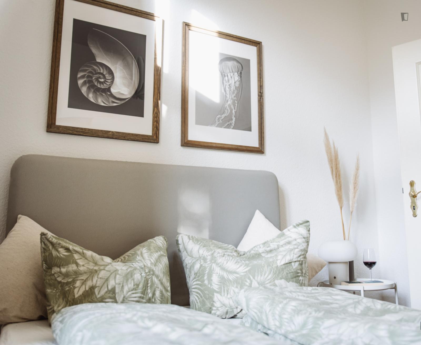  Welcoming 1 Double Bedroom Apartment Not Too Far From Lipsia  -  Welcoming 1 double bedroom apartment not too far from Lipsia  - Gallery -  1