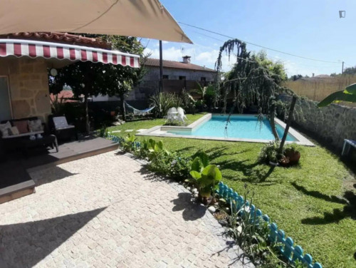 Welcoming 2 Bedroom House with a private swimming pool close to University of Minho - Gallery - 6