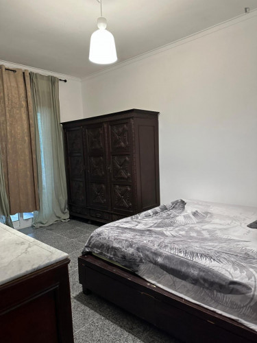 Cosy double bedroom in Casal de Cambra