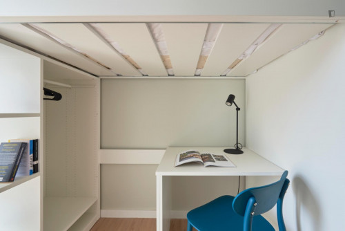 Cute single bedroom not far from Alameda metro station