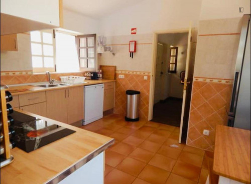 Amazing 3-bedroom flat with a swimming pool and a fantastic outdoor space - Gallery - 22