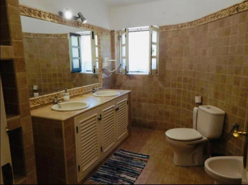 Amazing 3-bedroom flat with a swimming pool and a fantastic outdoor space - Gallery - 18